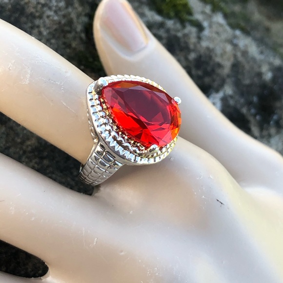 Robin's Nest Jewels Jewelry - Fire Garnet Ring